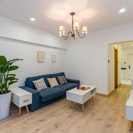 Henry'S Apartment - South Maoming Road Шанхай Екстериор снимка